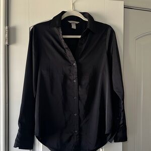 H&M Oversized Black Satin Like Button Down